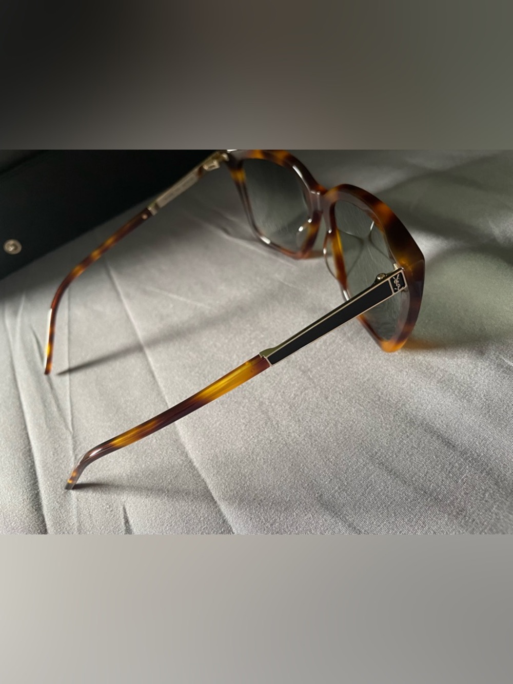 Rare Yves Saint Laurent Tortoiseshell Sunglasses Havana/Green (003) Lenses - Picture 3 of 7